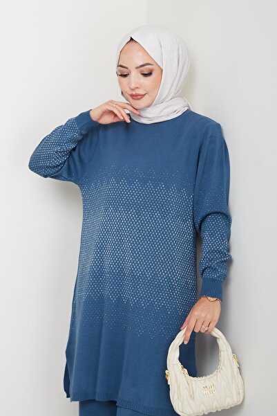 nacar çarşı Kadın Simli Desenli Triko Tesettür Kazak – Şık Günlük Model