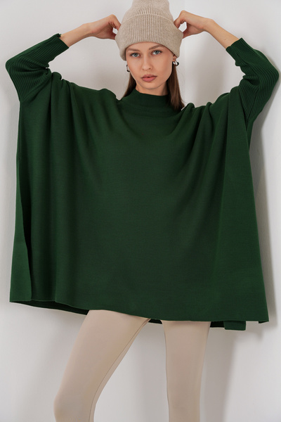 Bigdart 15783 Slit Poncho Sweater - Emerald Green