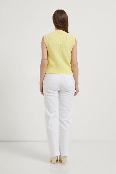 Arma Life Women's Gold Buttoned Basic Yellow Short Knit Vest