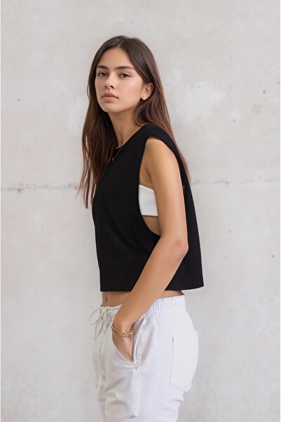 Klotho MAIA Women's Sports Black Crop Top