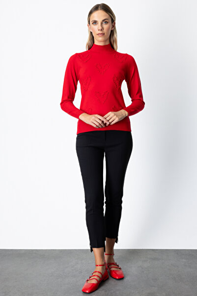 On Fashion Tassel Heart Detailed Stand Collar Sweater -65325