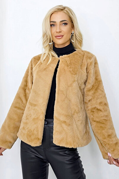 FashionForYou Elegant Paula organic fur coat with loose fit, Beige