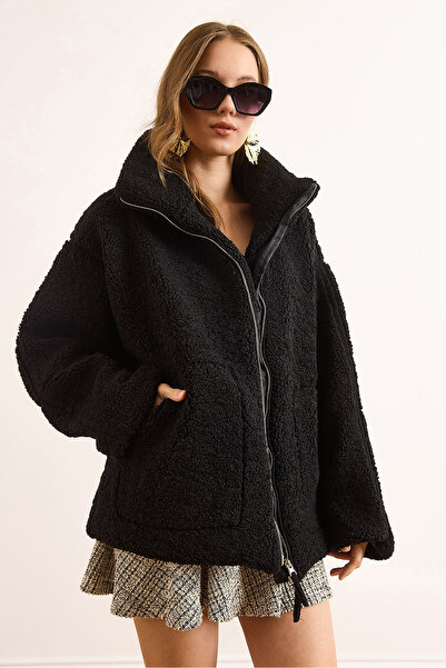 Olalook Women's Black Lined Zippered Pocket Oversize Plush Coat Mnt-19000048