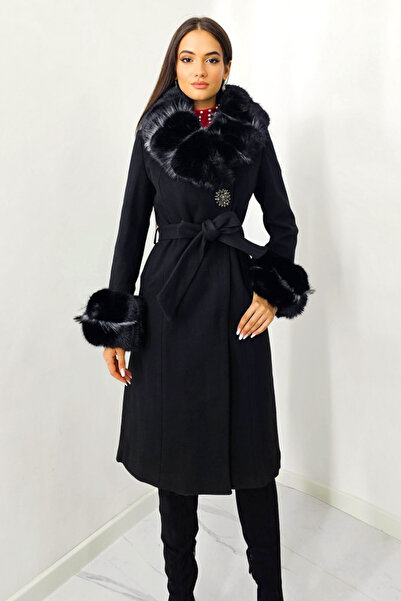 FashionForYou Κομψό παλτό Anastasia, με καρφίτσα, μανσέτες και γιακά από οργανική γούνα, μαύρο