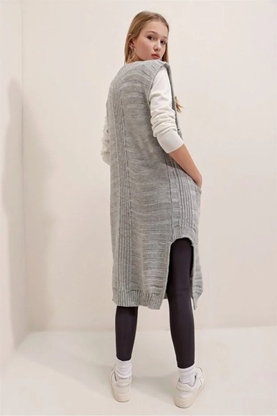 citystyle Women's V-Neck Stripe Detailed Pocketed Sleeveless Slit Soft Textured Poncho Gray