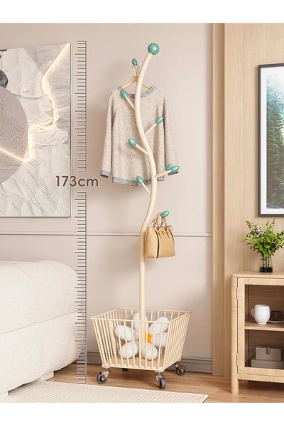 Un علاقة ملابس بشكل شجرة أنيقة مع سلة مصنوعة من المعدن المتين