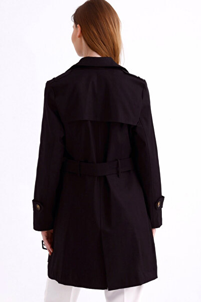 MissThetis Kruvaze Ceket Yaka Uzun Kol Düğmeli Şık ve Cool Cepli Astarsız Kemerli Rahat Kısa Gabardin Trençkot