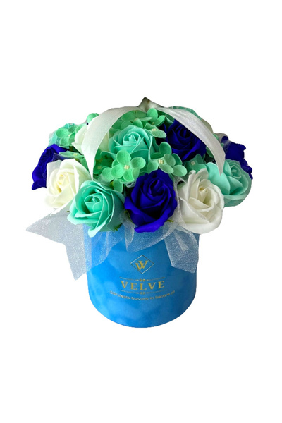 velve Aranjament floral pentru absolvire, in cutie rotunda cu trandafiri si hortensi, turcoaz