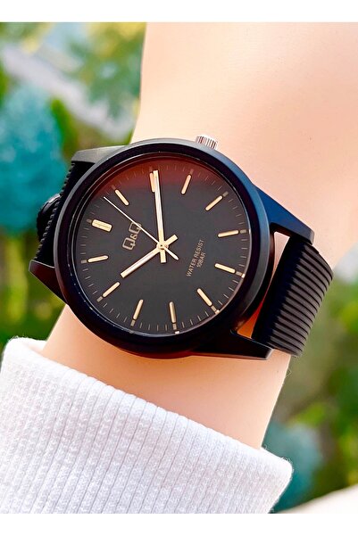 Q&Q 10 Atm Waterproof Silicone Strap Unisex Wristwatch with 2 Years Warranty