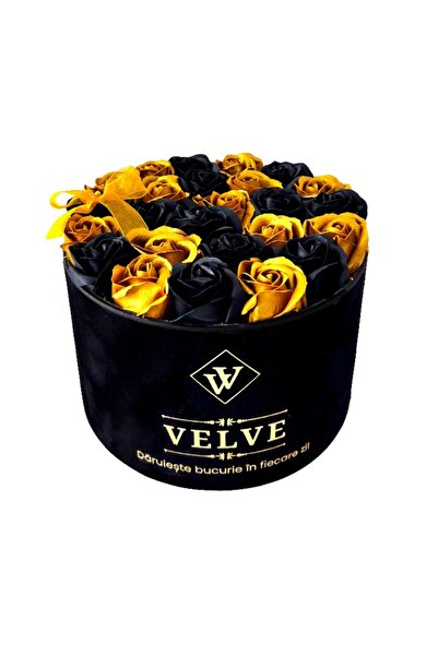 velve Aranjament floral Splendor, in cutie de catifea cu 25 trandafiri de sapun, Auriu-Negru