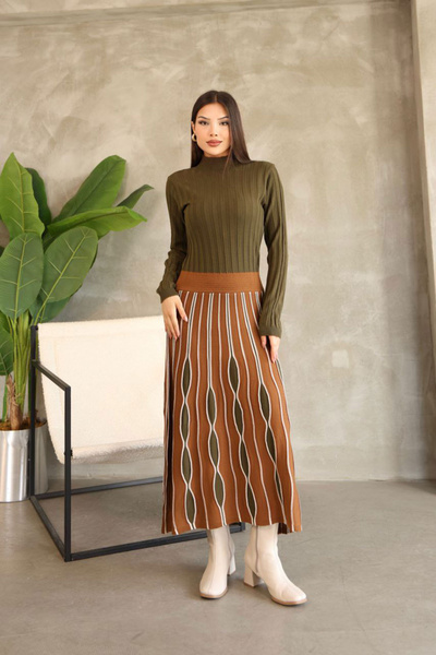 bacc Γυναικείο χακί ψηλός λαιμός γιακά και ολόσωμο πλεκτό σχέδιο, σε χακί απόχρωση BCES-252020