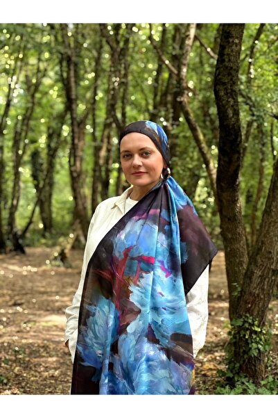 Noorella Scarf - شال إيليا بنقشة زهور تجريدية