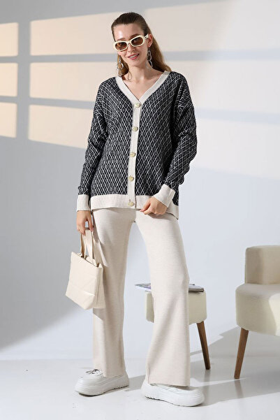 bacc Ecru V-Neck Buttoned Cardigan and Pants Bottom-Top Knitwear Set Bces-252011