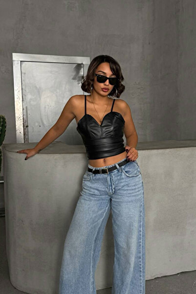 bacc Γυναικείο μπουστάκι από συνθετικό δέρμα με μαύρο λουράκι BCHN-2526113