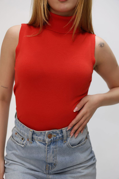 bacc Red Sleeveless High Neck Knit Blouse Bces-252022