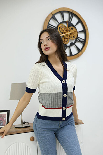bacc Ecru V-Neck Color Block Buttoned Knit Blouse Bces-252013