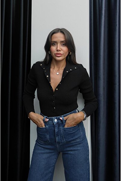 Havoş Černý svetr s límečkem na patentky