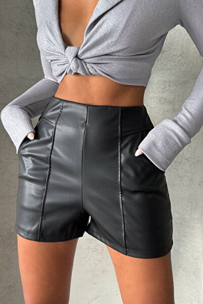 bacc Γυναικείο μαύρο μίνι σορτς με ραφή από τεχνητό δέρμα BCHN-25W26312