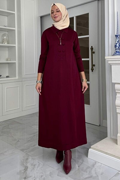 Rabia Şamlı فستان لاشين تريكو باللون العنابي