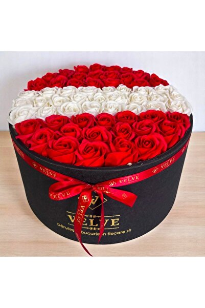 velve Ανθοσυνθέσεις σε country floral σύνθεση, σε στρογγυλό κουτί με 55 σαπου...