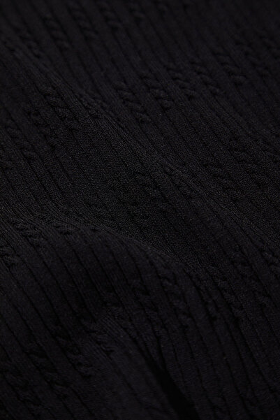 W Collection SİYAH KOLSUZ TRİKO