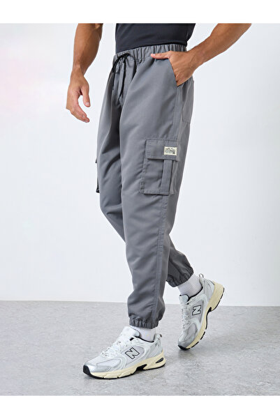 Take Two By Styli Solid Relaxed Fit Cargo Pants with Drawstring