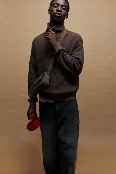 Pull & Bear Quarter-zip sweater