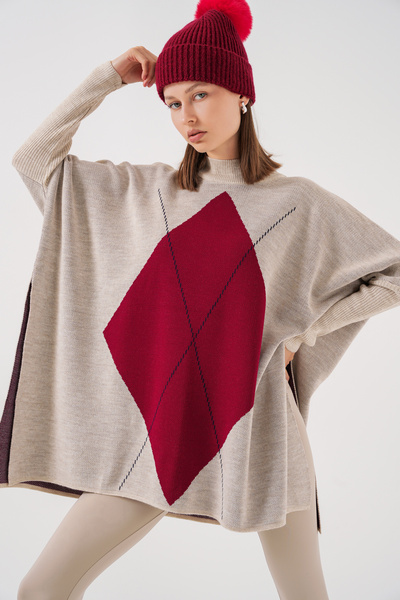 Bigdart 15783 Slit Poncho Sweater - M. Cream