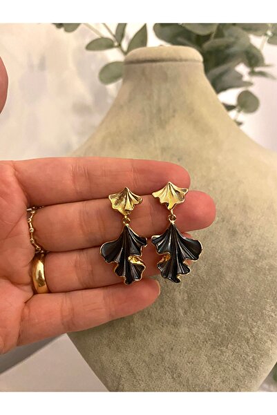 Gold Yarım Yaprak Detaylı Trend Küpe