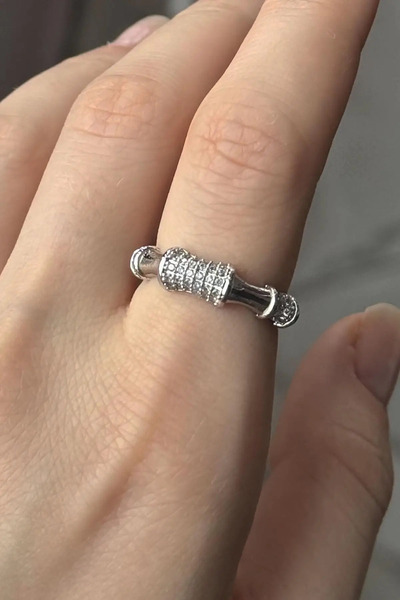 Vitastyle Adjustable Steel Ring with Stone Detail