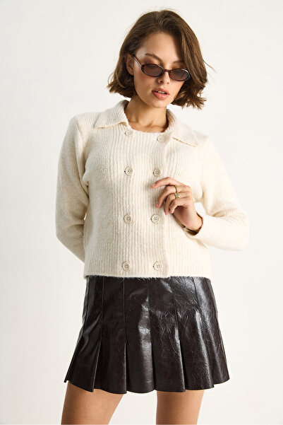 Bianco Lucci Women's Polo Neck Buttoned Soft Cardigan 255252 60284080