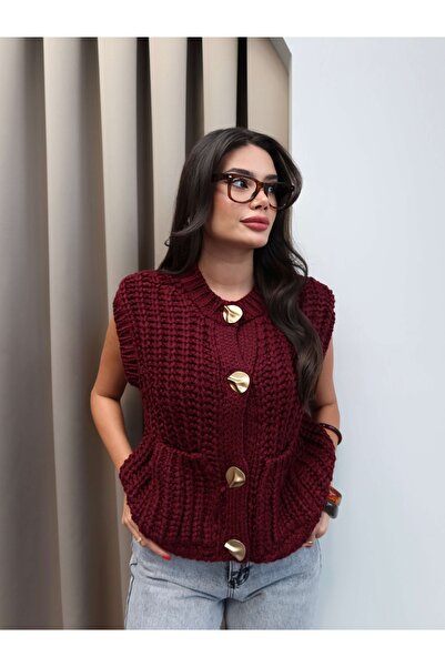 ESRAHELVACI Thick Knitted Buttoned Vest with Pocket Detail