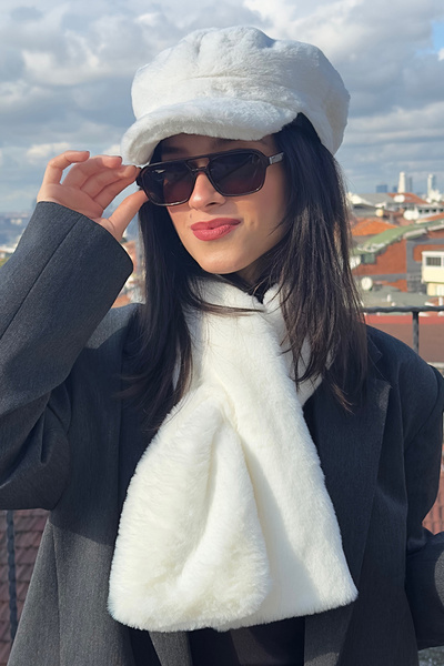 Mavelle Women's White Captain Hat |   Hat and Scarf Set of 2 |   Winter Set