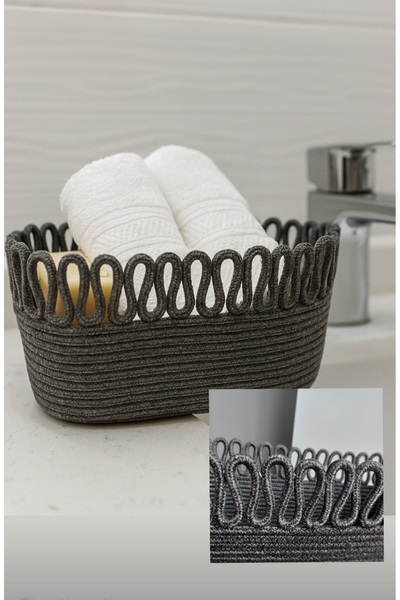 Secem Boutique سلة من الخيزران المزخرف