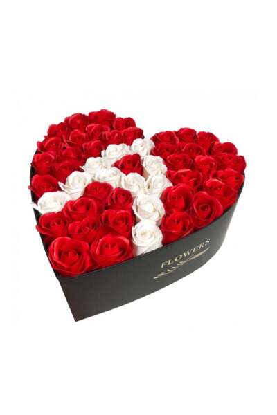 velve Aranjament floral personalizat cu litera cutie inima neagra cu 49 trand...