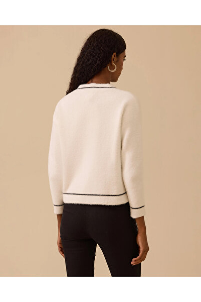 SEÇİL Düğmeli Biye Detaylı Triko Hırka