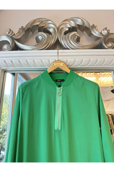 Invee Bonus Dress with Zipper Detail