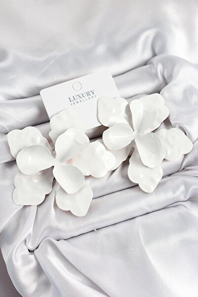 Inure Jewelry Brass White Flower Model Women's Earrings Daily Use