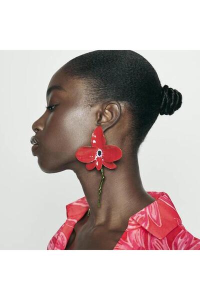 Pursehuit Red earrings, oversized flower shape, Regna C9
