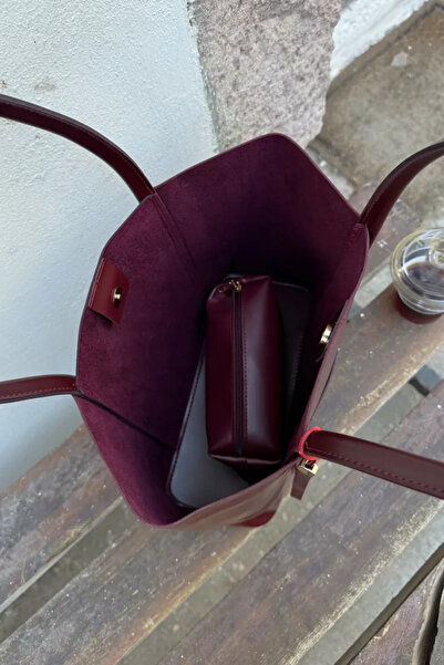 LEONAS Women's Hand and Shoulder Bag with Front Eyelet Makeup Bag Pescare St0020 Burgundy