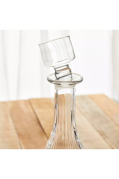 Generic Timeless Decanter- 900 ml