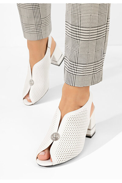 B T Shoes Πέδιλα με χοντρο τακουνι Naveira λευκά