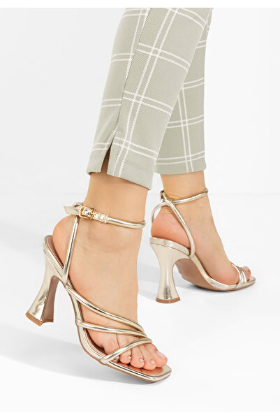 B T Shoes Zlaté sandály na podpatku Jaquina