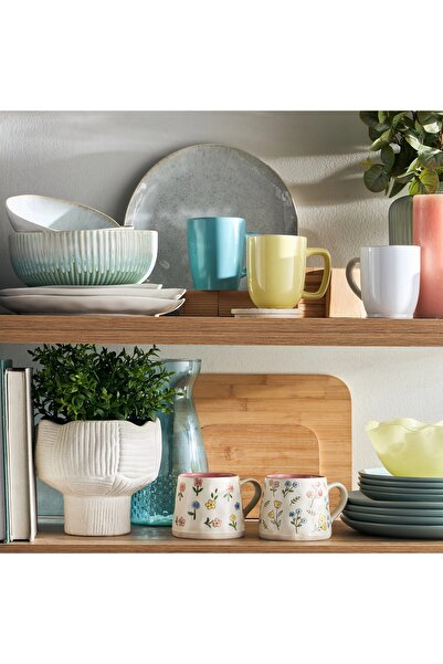 Generic Cleo Porcelain Mug - 380 ml