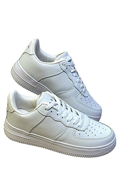 KAFKASLAR AYAKKABI أحذية رياضية شتوية للرجال من KAFKASLAR بنعل سميك وتصميم مسطح