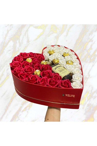 velve Cadou Sweet Honey cutie inima rosie,trandafiri de sapun, Jack Daniel's,...
