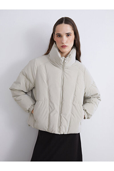 LC Waikiki Ecru guler ridicat supradimensionat Palton puf pentru femei