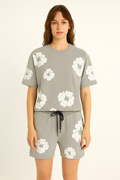 CLASSY.MODA Shorts T-Shirt Set Women's Summer Comfortable Fabric Trend Floral Pattern Embossing Printing Casual Wear