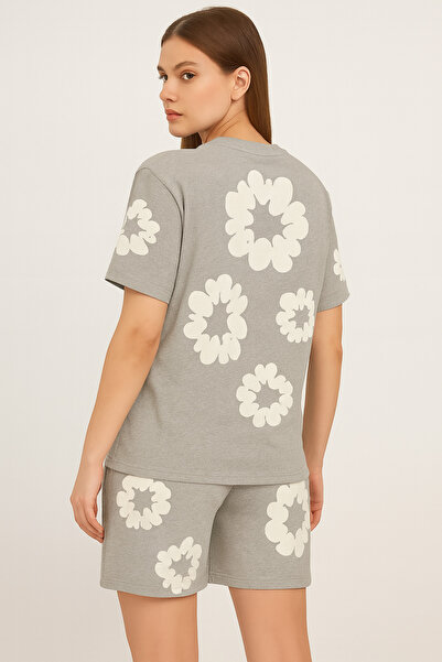 CLASSY.MODA Shorts T-Shirt Set Women's Summer Comfortable Fabric Trend Floral Pattern Embossing Printing Casual Wear