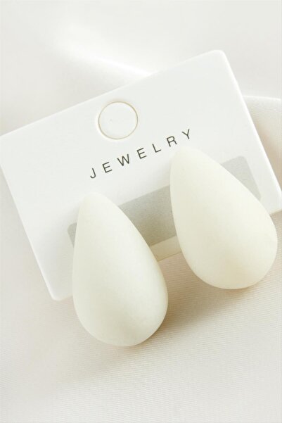 feryal أقراط بلاستيكية من داملا